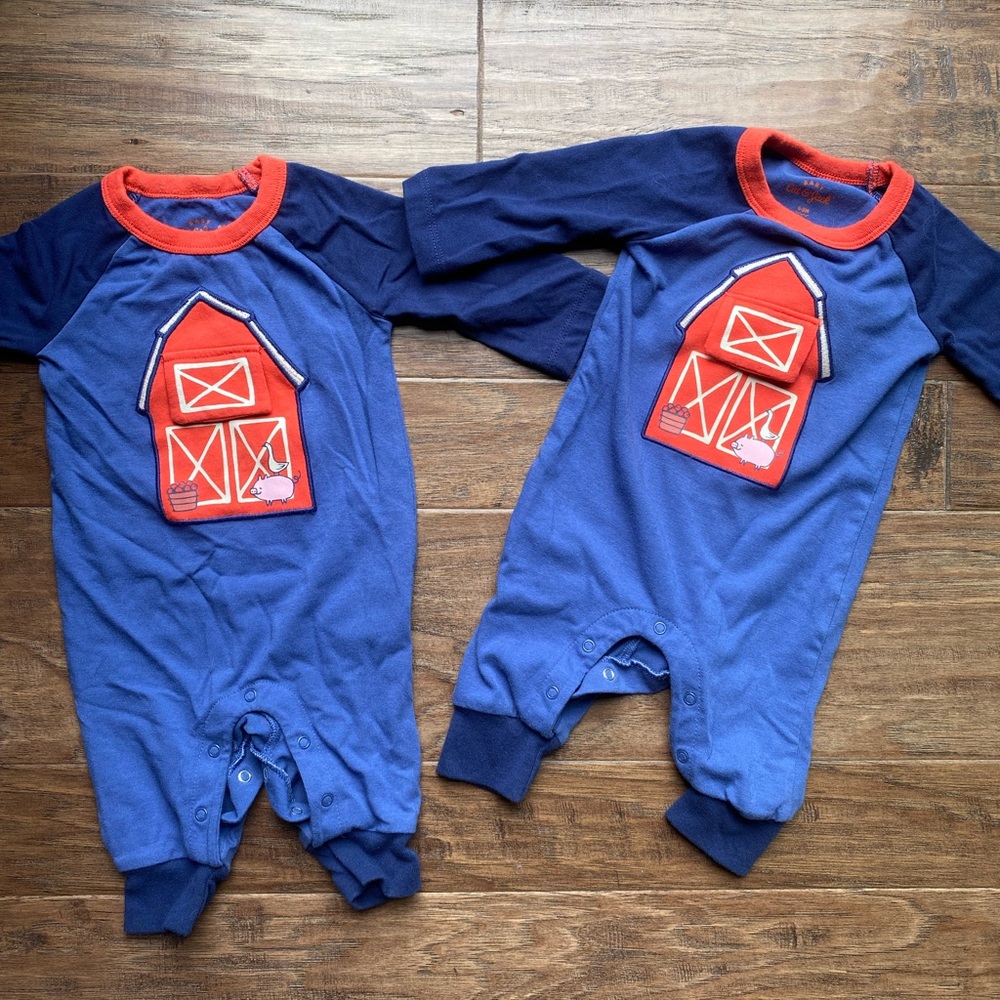 Cat & Jack barnyard farm romper twin set